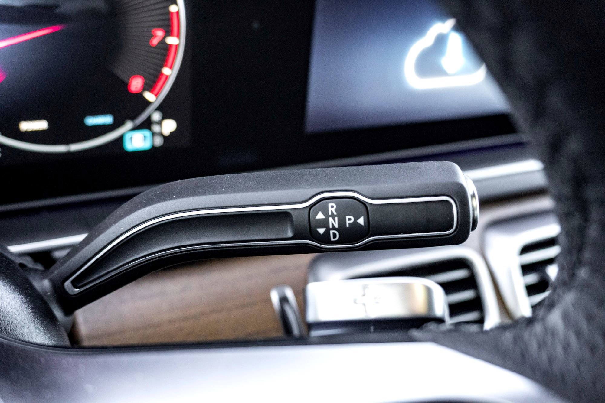 2025 Mercedes-Benz GLE GLE580 - Photo 37