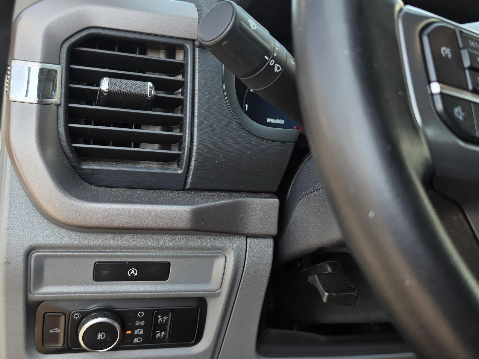 Used 2025  Ford XLT image 21
