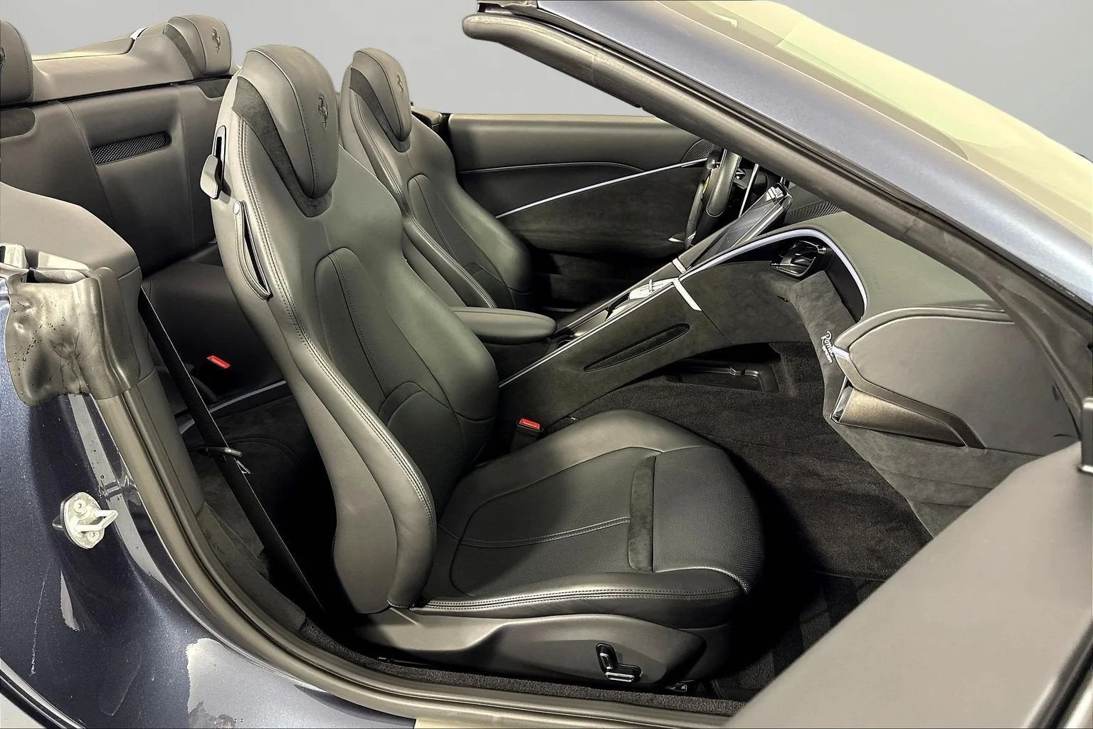 Used 2024 Blu Roma Ferrari Spider image 26