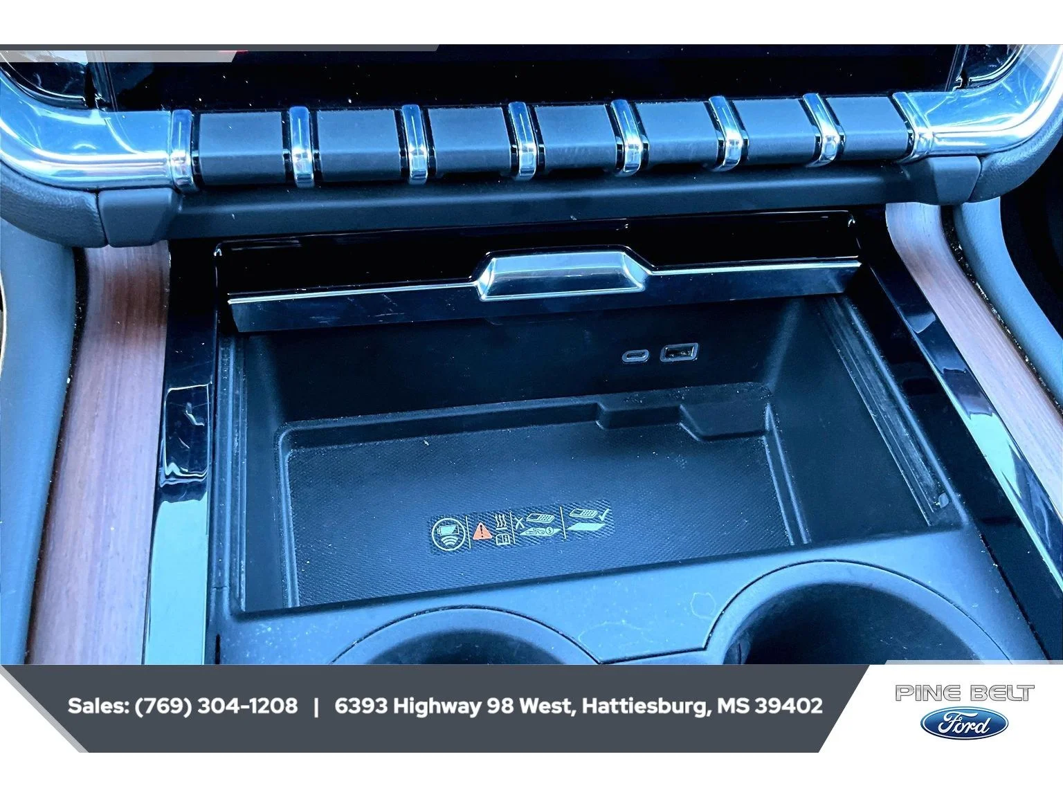 Certified Used 2025 Summit White GMC Denali image 24