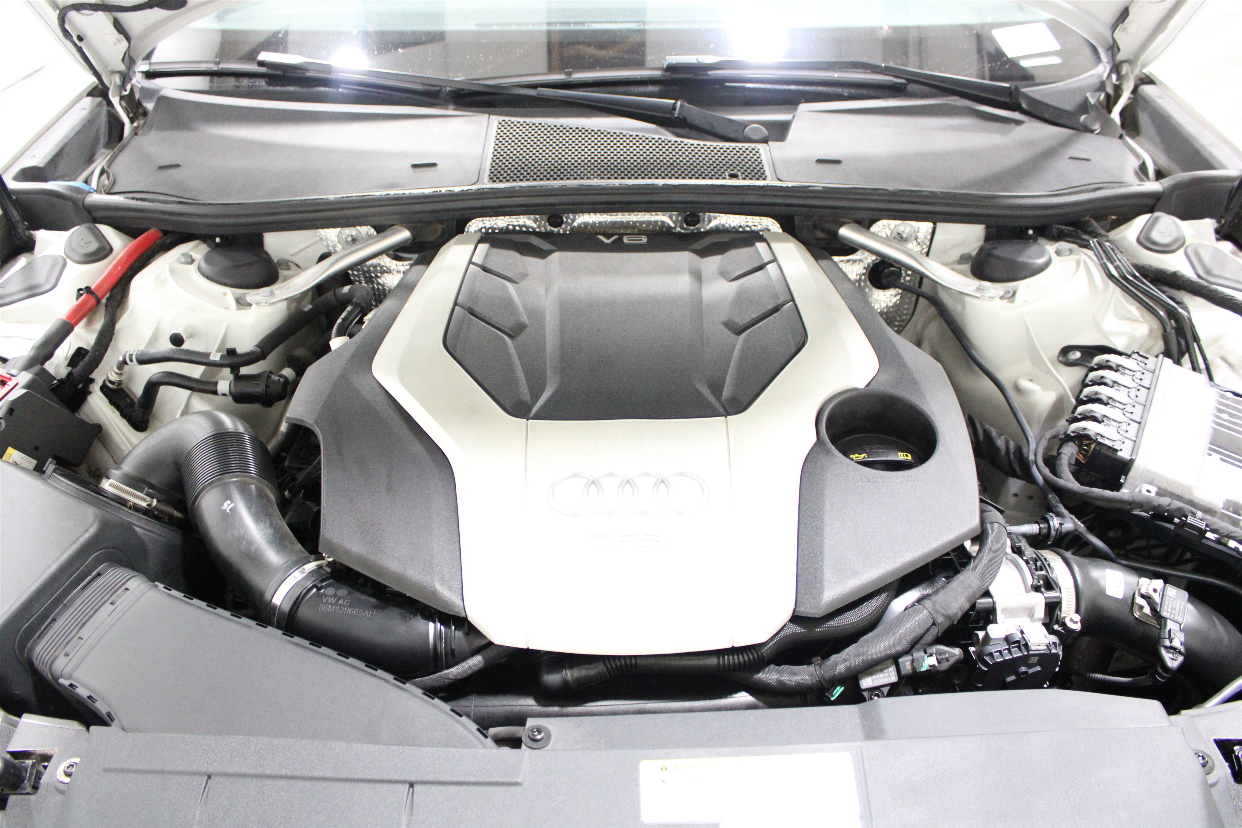 Used 2019 Glacier White Metallic Audi Premium Plus All-Wheel Drive image 38