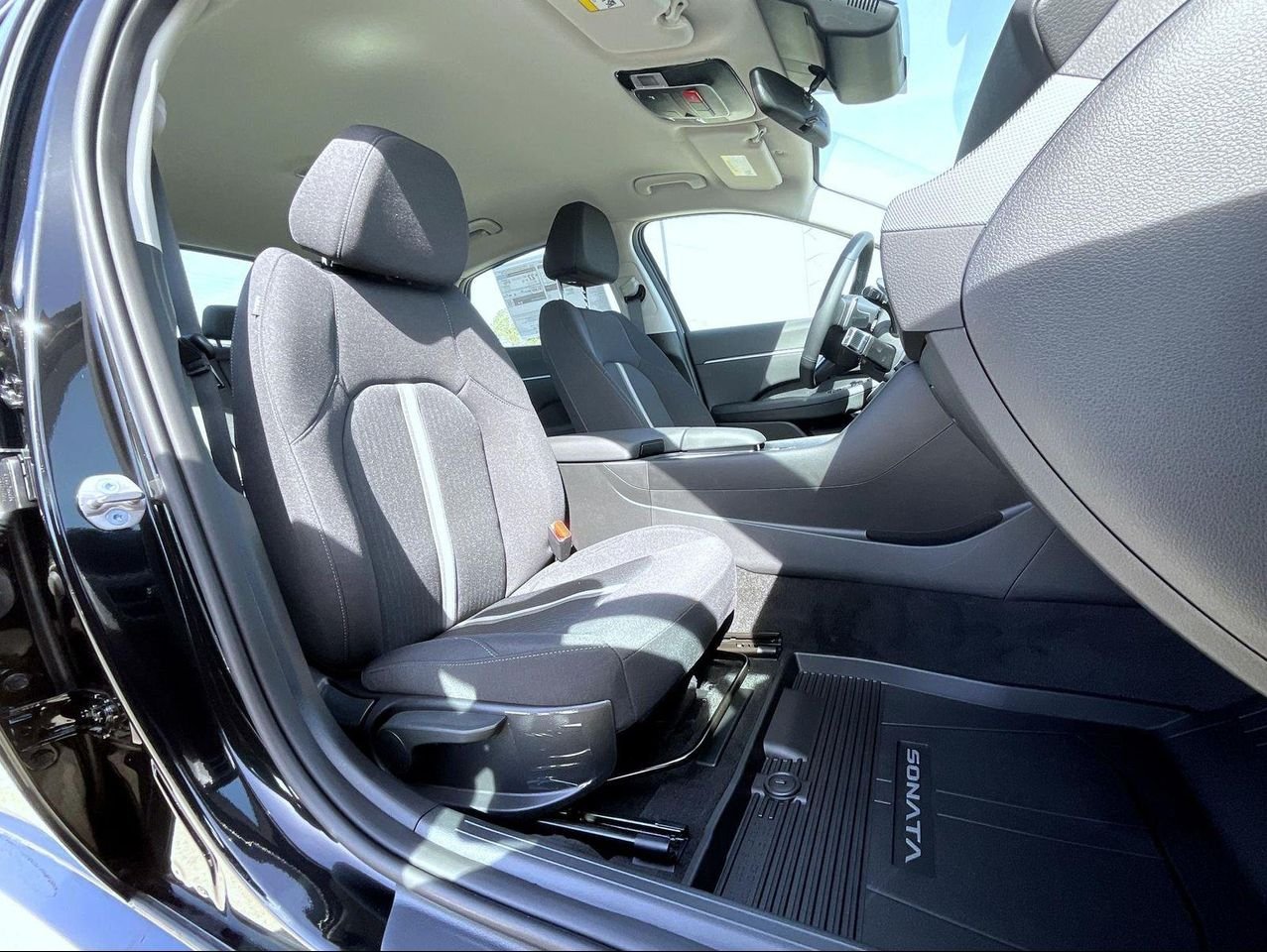 New 2026 Black Hyundai SEL Sport image 16
