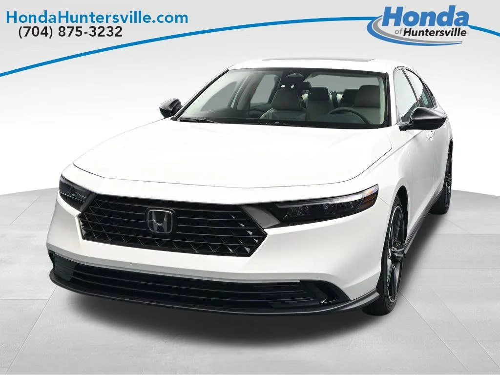 Certified Used 2026 Platinum White Pearl Honda SE image 2