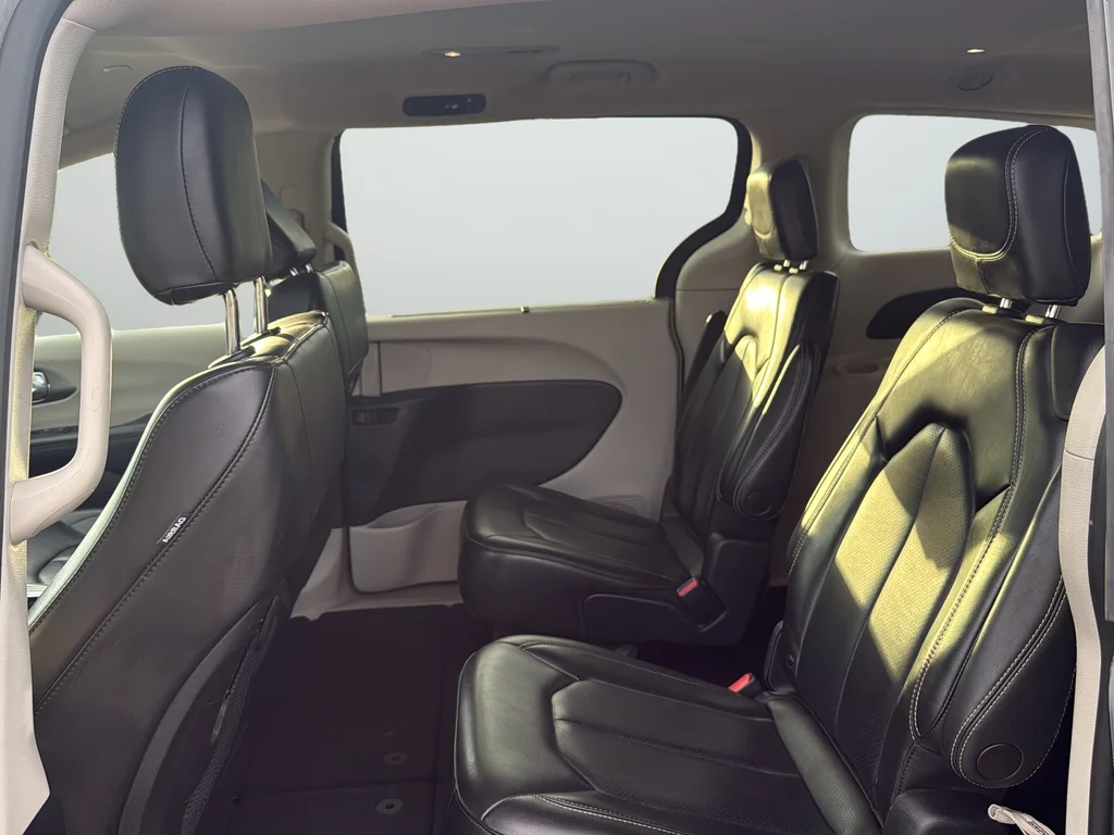 Used 2023 Black Chrysler Touring L image 24