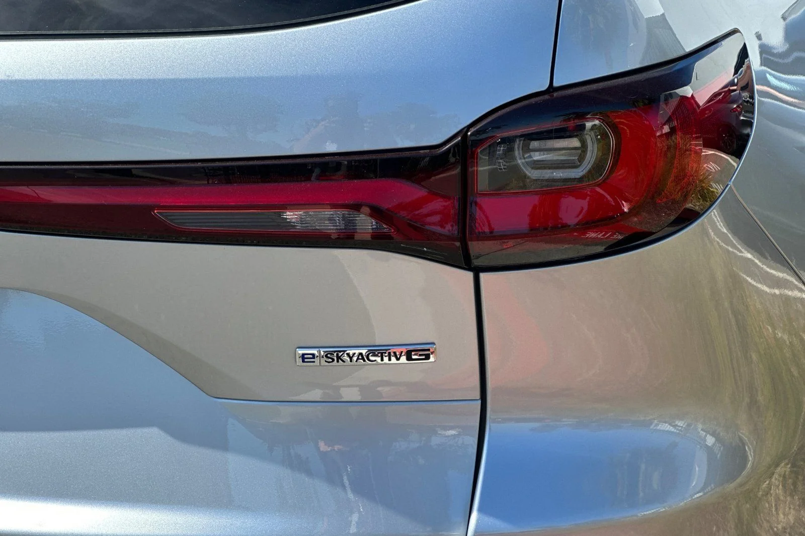 Certified Used 2025 Silver Mazda 3.3 Turbo Premium image 31