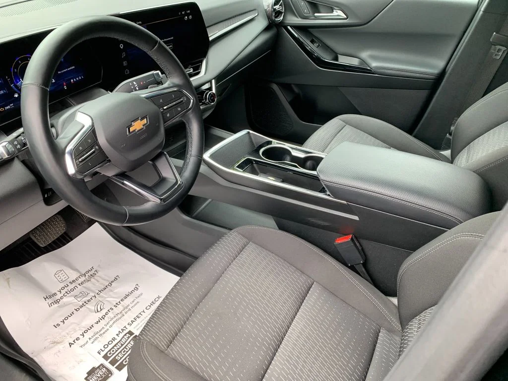 Used 2025 Black Chevrolet LT image 11