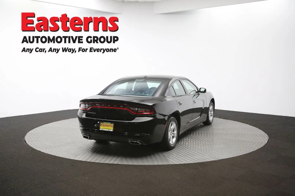 Used 2022 Black Dodge SXT image 37