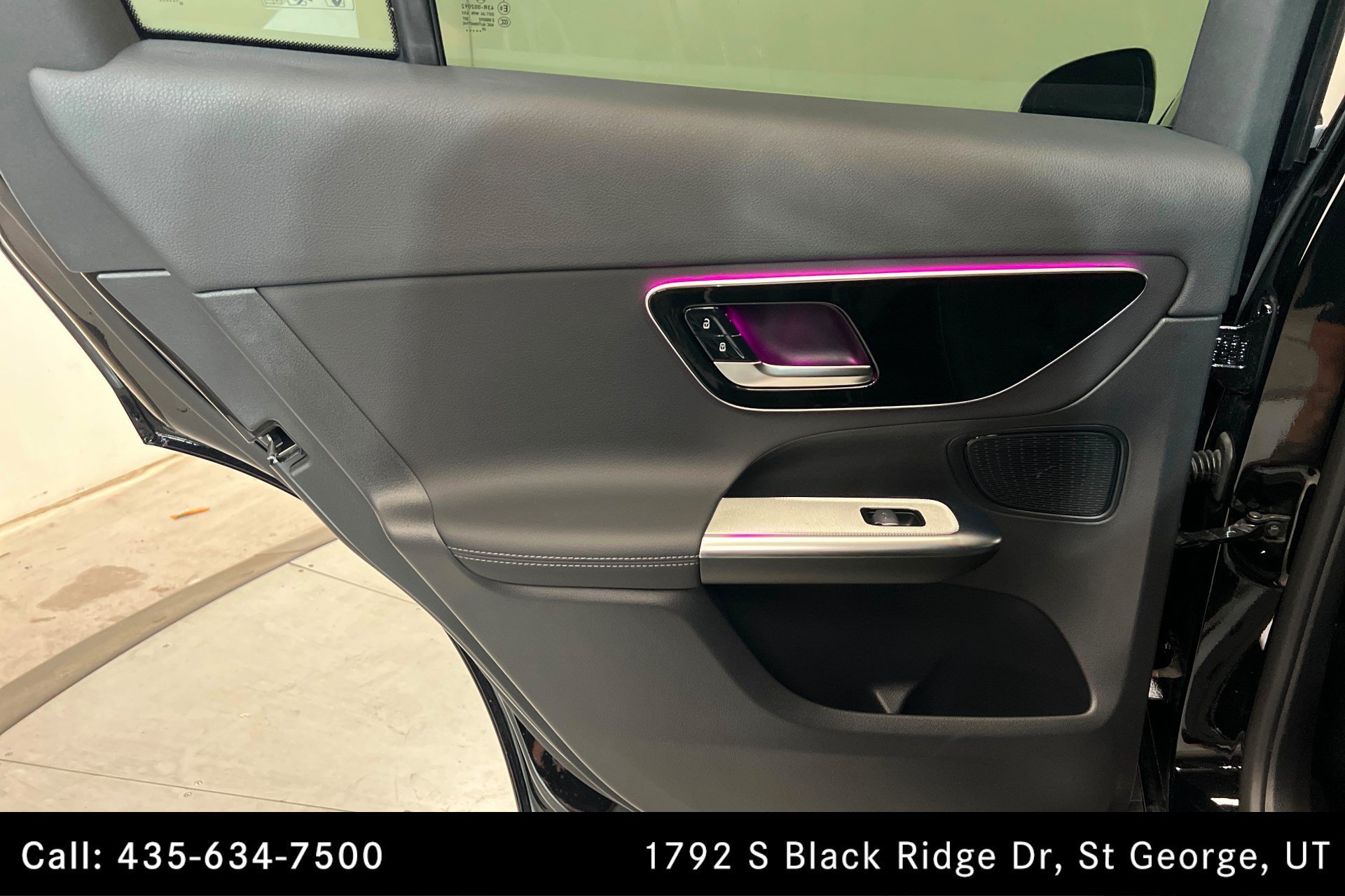 Certified Used 2026 Black Mercedes-Benz GLC 300 image 20