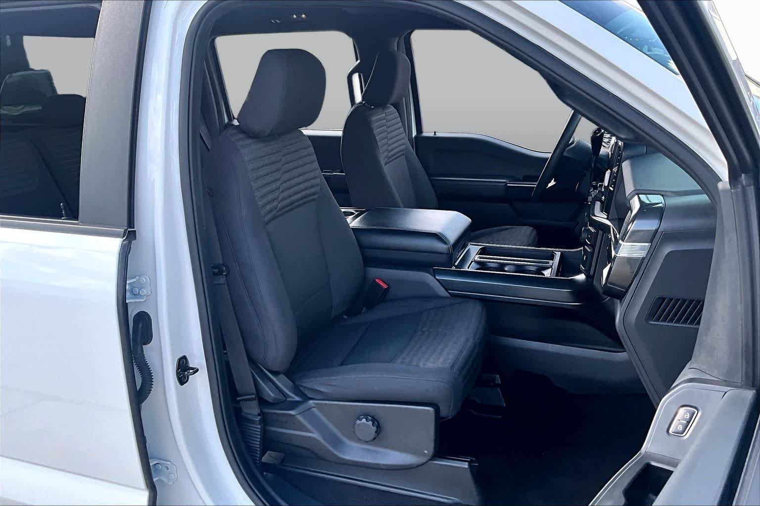 Used 2022 Oxford White Ford XL image 9