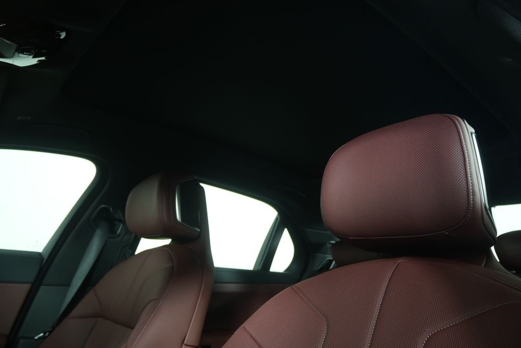 New 2026 Mineral White Metallic BMW eDrive50 image 11