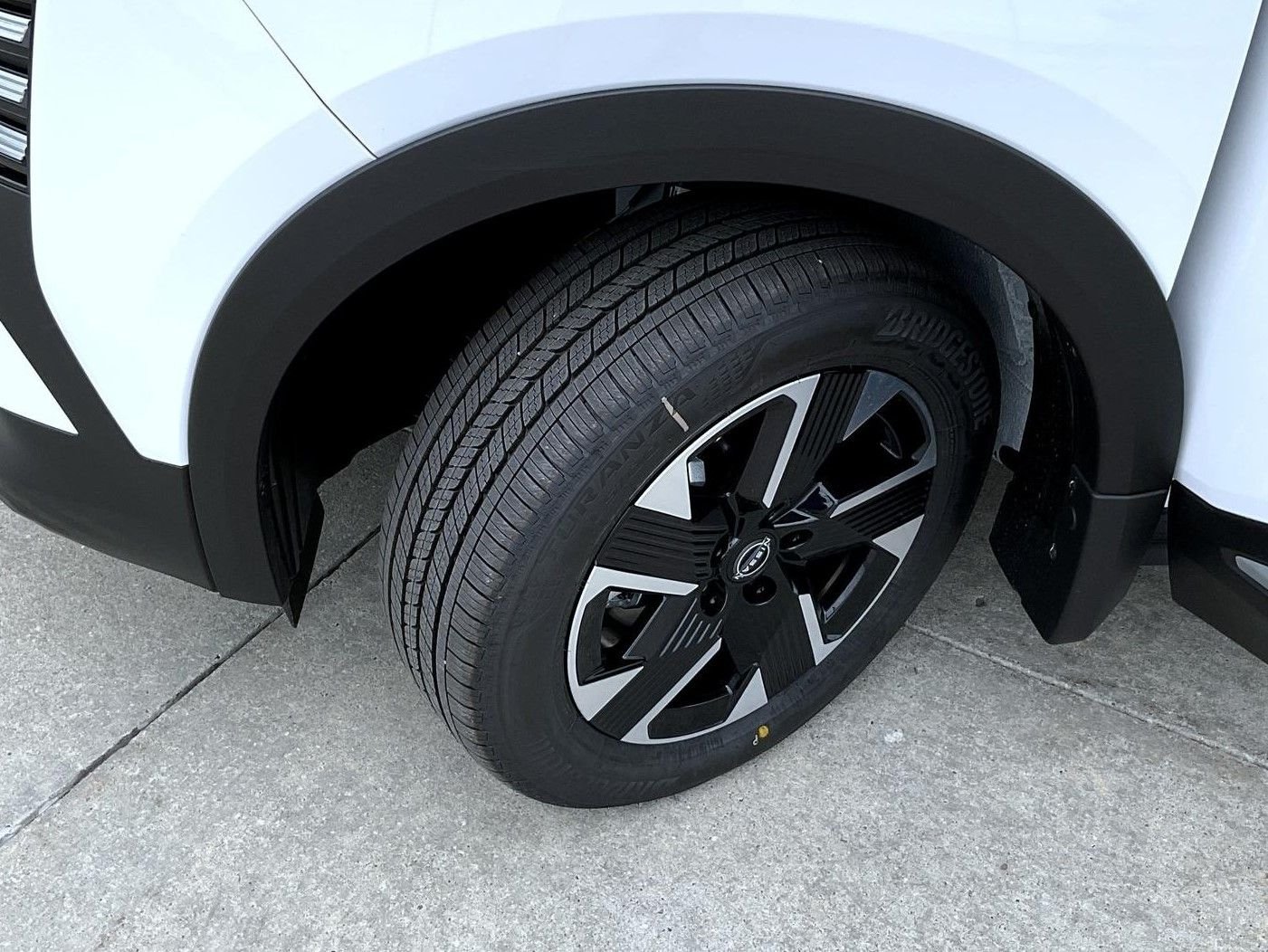 New 2026 White Nissan SV image 23