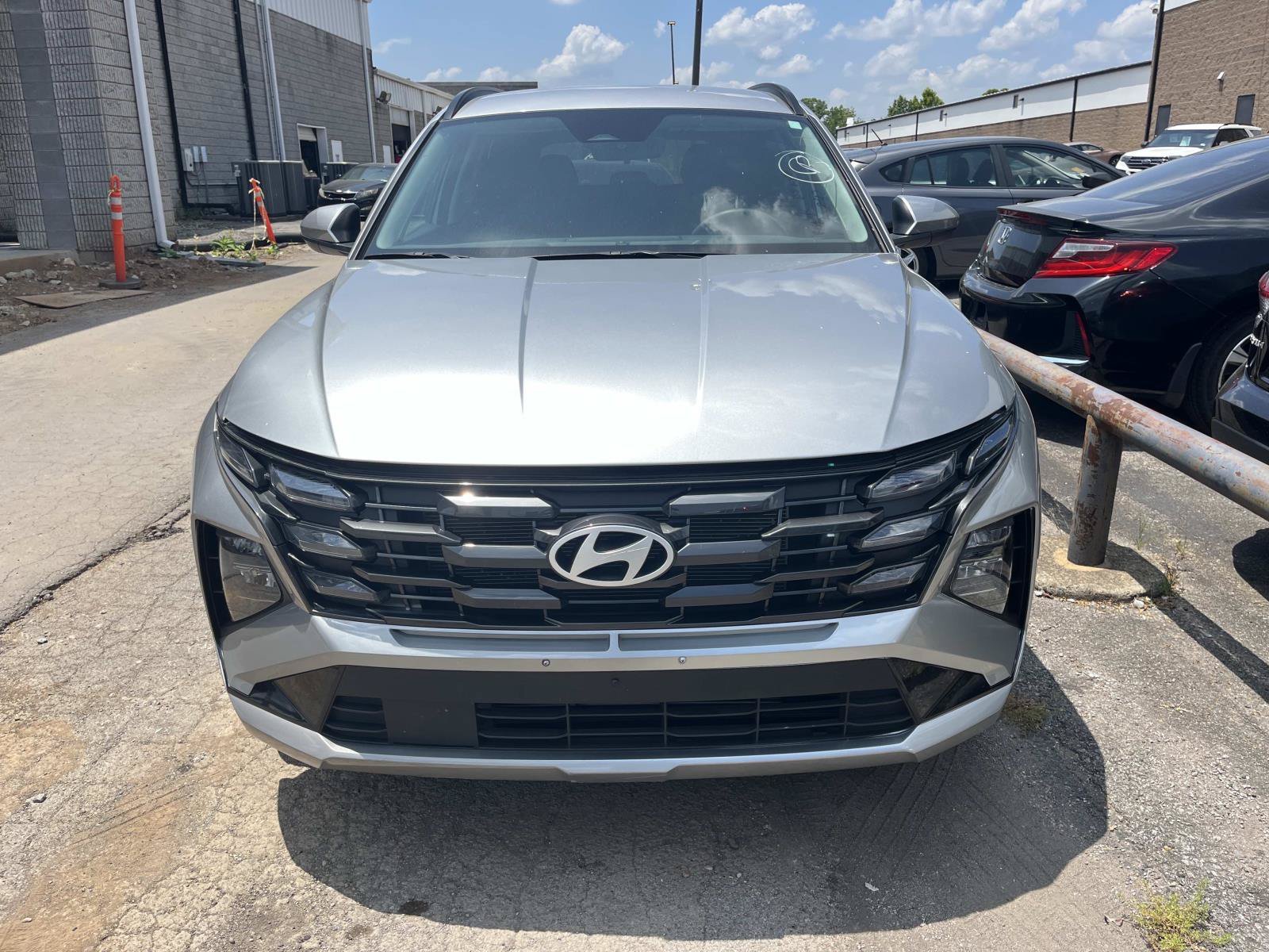 Used 2025 Shimmering Silver Hyundai SEL image 2