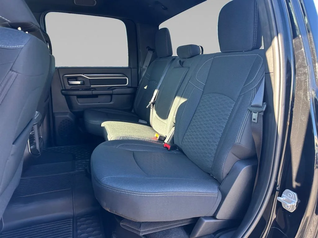 2026 RAM 2500 Big Horn - Photo 15