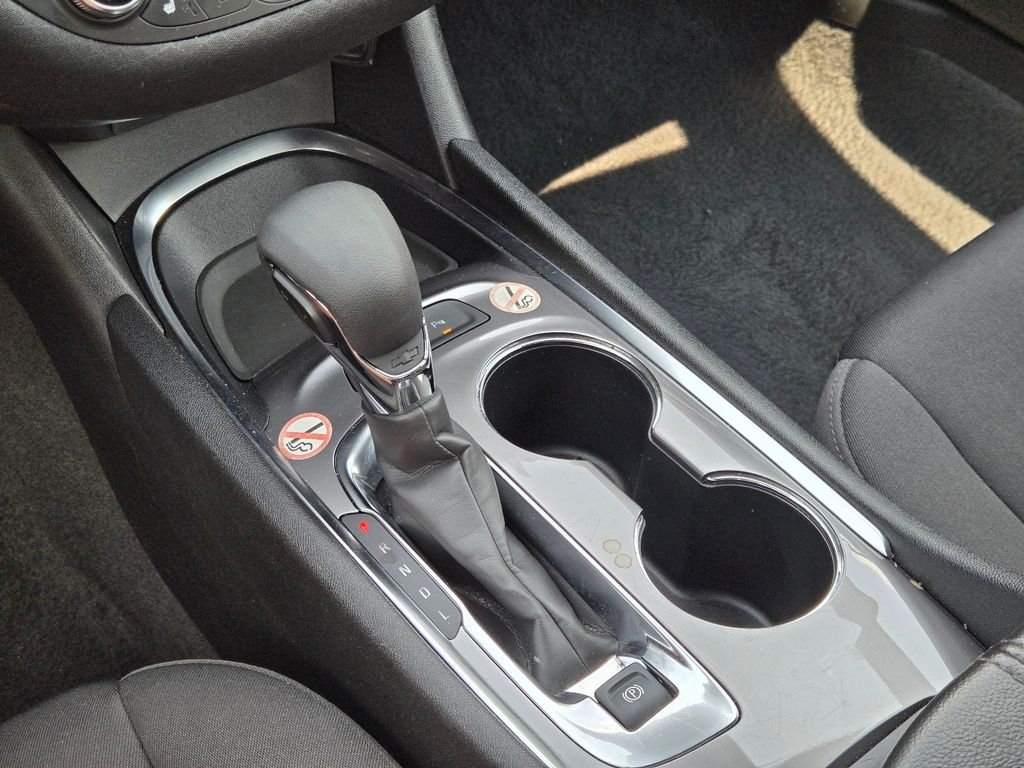 Used 2025 Black Chevrolet LT image 26
