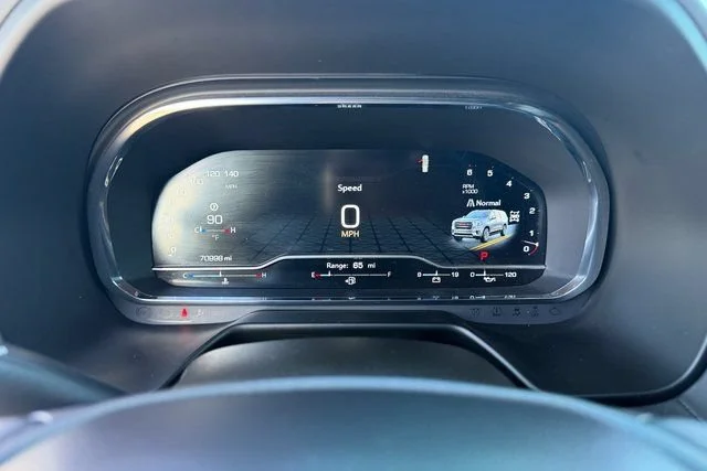 Used 2022 ONYX BLACK GMC AT4 image 16