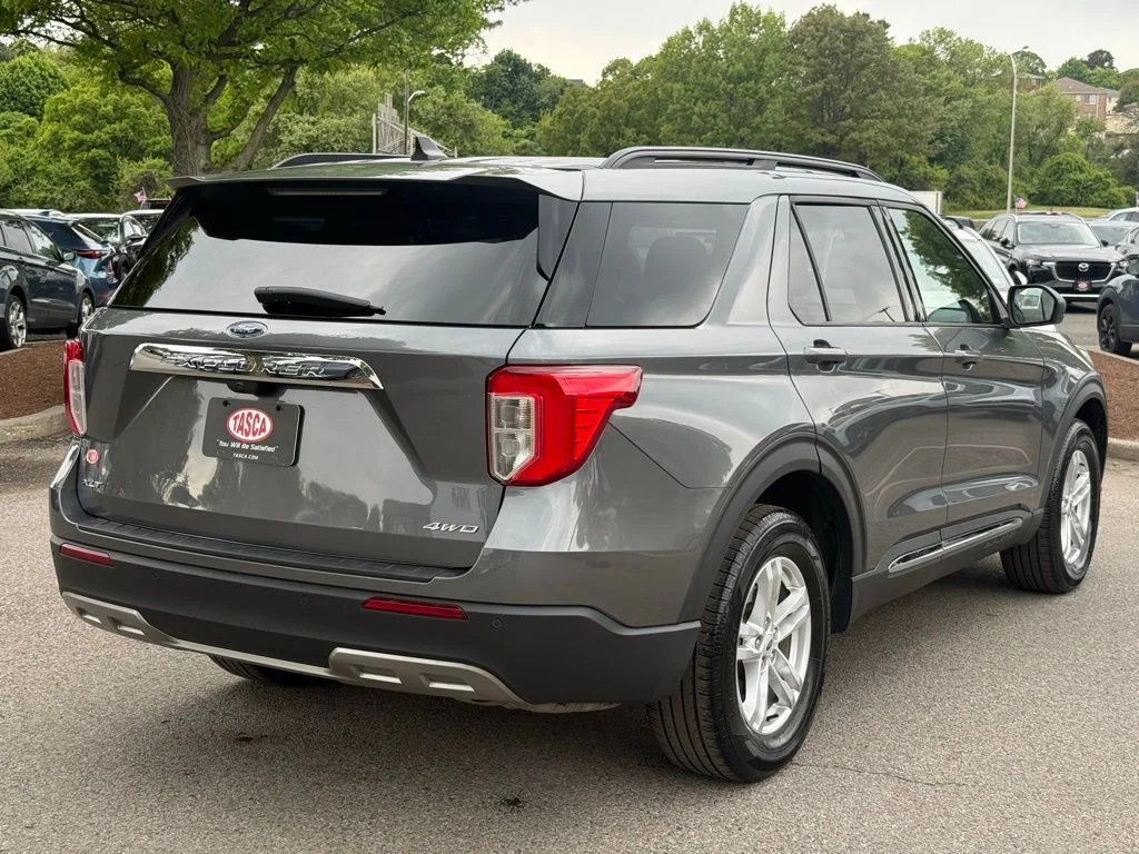 Used 2022 Gray Ford XLT image 8