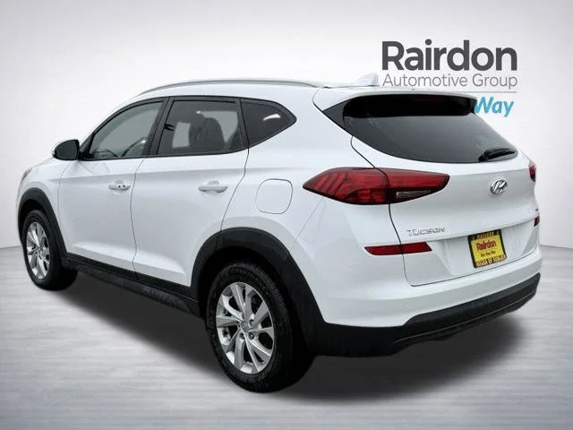 Used 2019 White Pearl Hyundai Value image 5