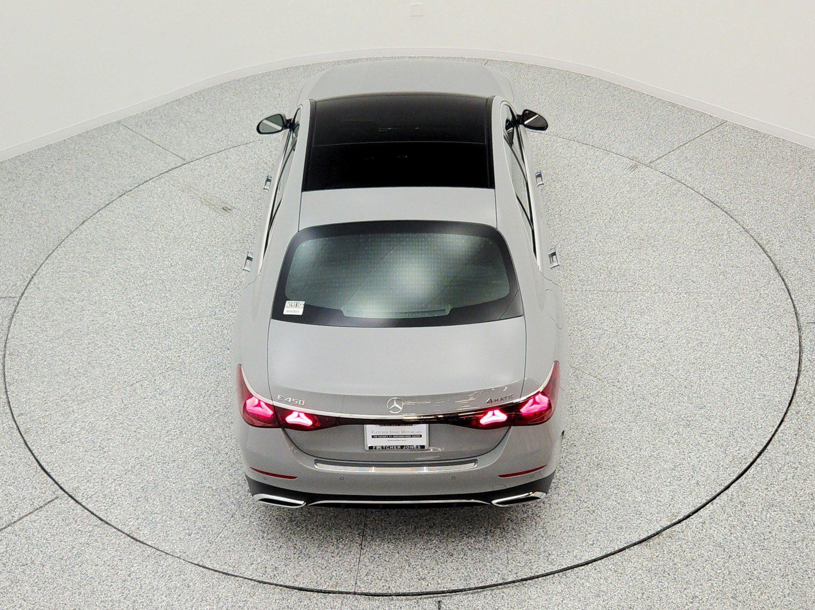 New 2026 MANUFAKTUR Alpine Grey Mercedes-Benz E 450 4MATIC® Sedan image 50