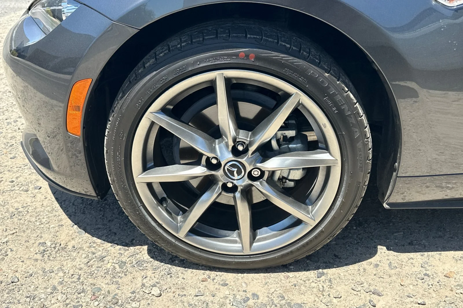 Used 2023 Machine Gray Metallic Mazda Grand Touring image 4