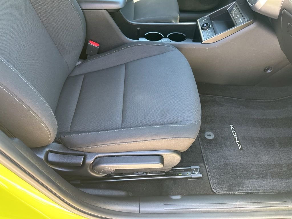 Used 2024 Yellow Hyundai SEL image 14