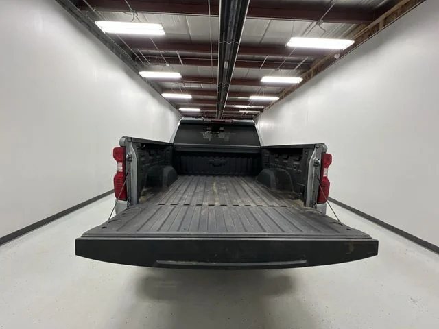 Used 2023 Gray Chevrolet LT image 26