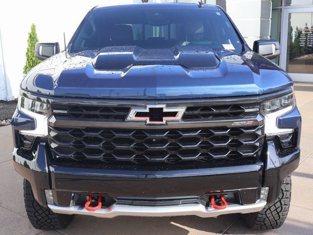 Certified 2022 Chevrolet Silverado 1500 ZR2 with VIN 3GCUDHEL2NG675147 for sale in Kansas City