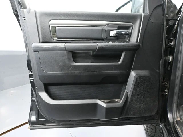 Used 2015 Black Ram Sport image 19