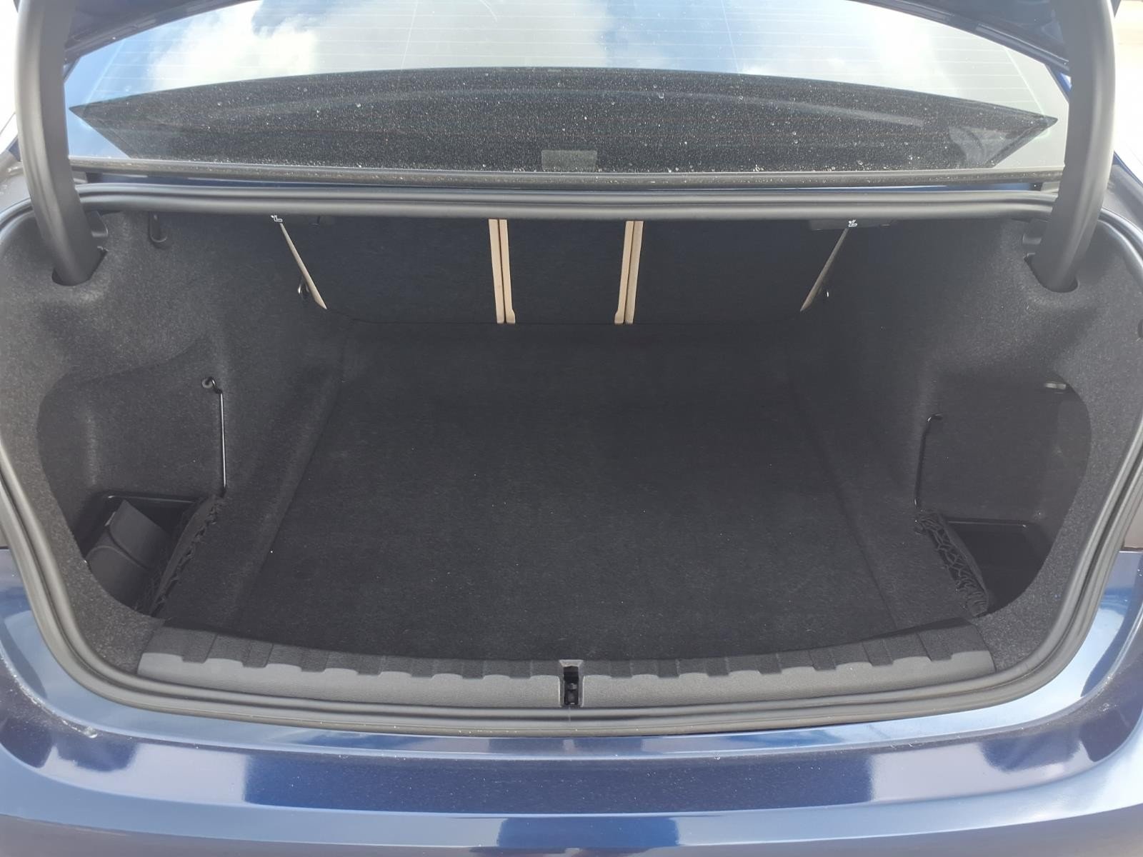 2020 BMW 3 Series photo 8 of 25