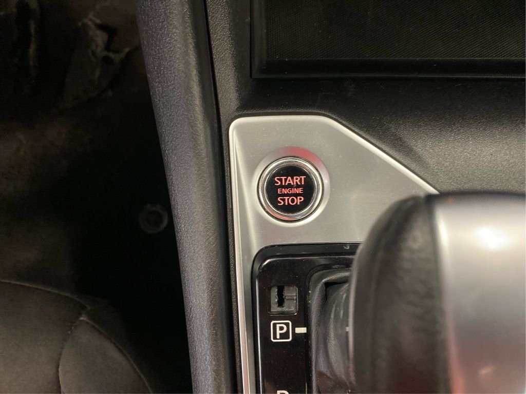Used 2022 Black Nissan 2.5 SV image 20