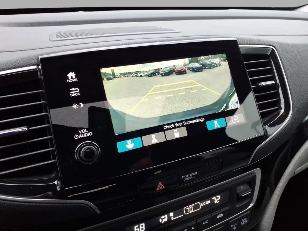 2021 Honda Pilot Touring - Photo 23