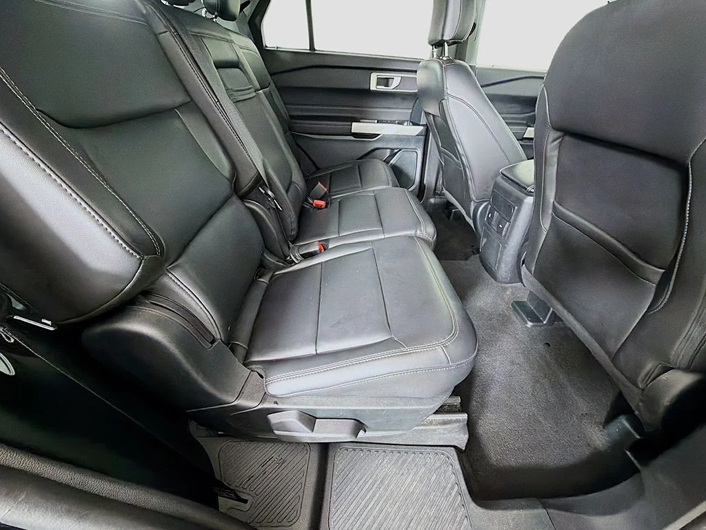 Used 2024 Black Ford XLT image 25