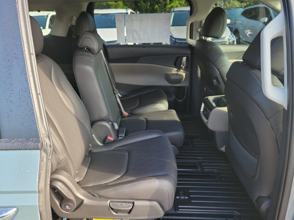 New 2027 Iceberg Green Kia EX image 12
