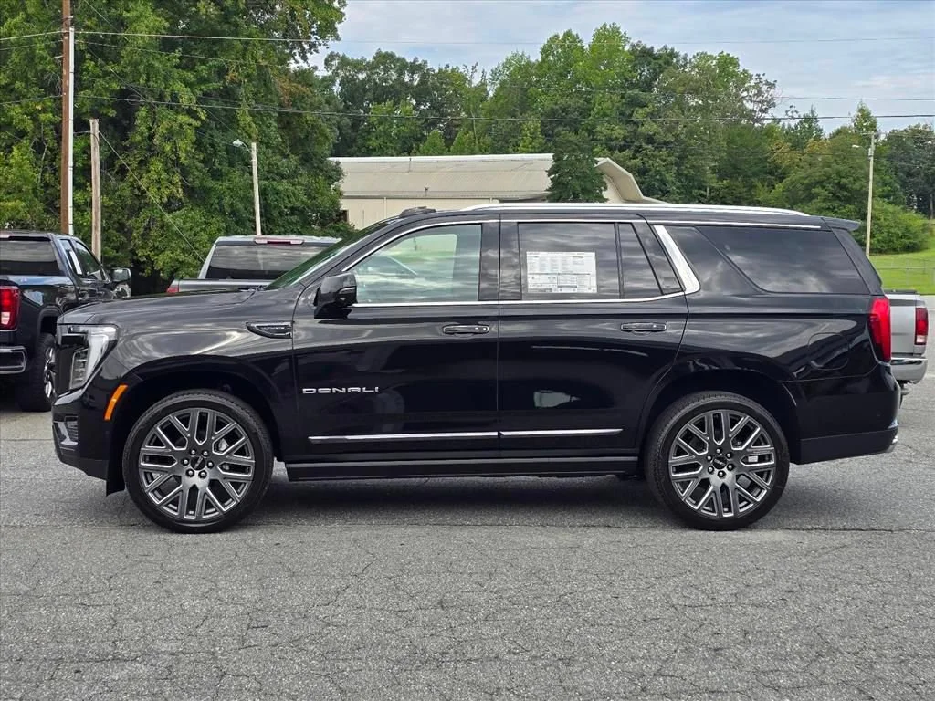 2026 GMC Yukon Denali Ultimate - Photo 18