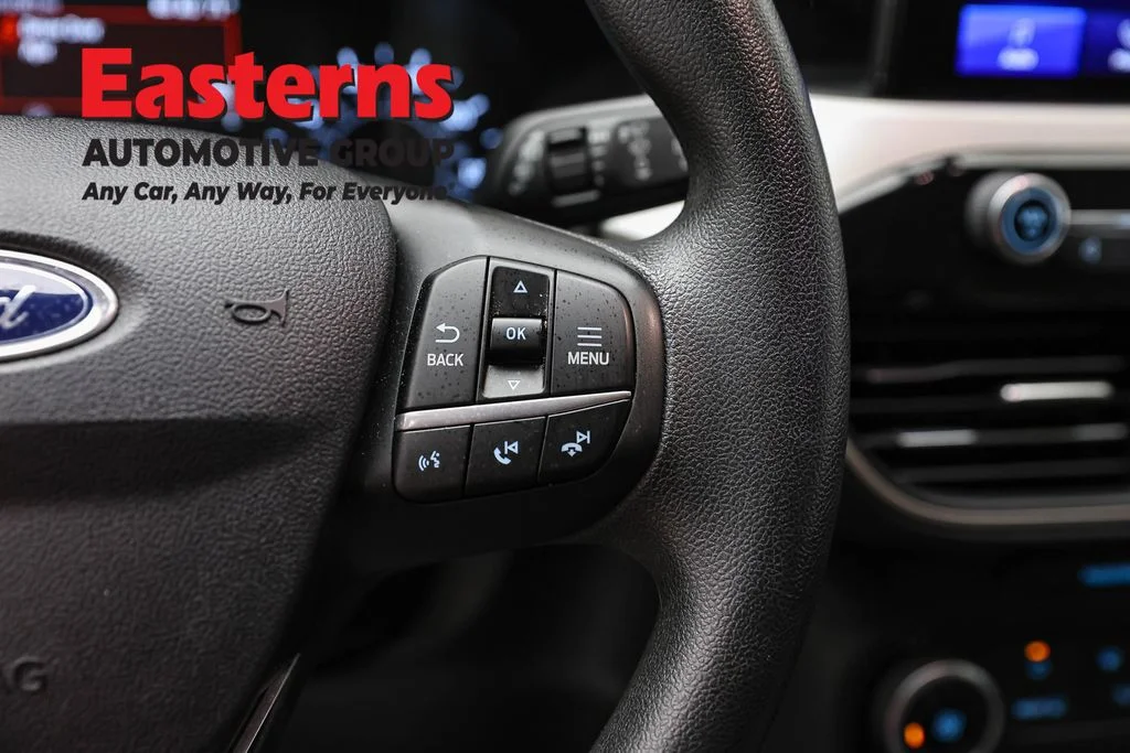 Used 2021 White Ford SE image 15