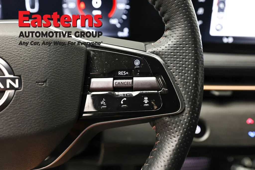 Used 2023 Black Nissan ENGAGE image 15