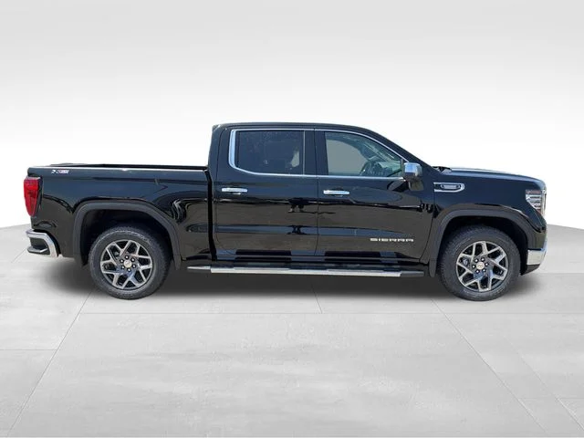 2026 GMC Sierra 1500 SLT - Photo 8