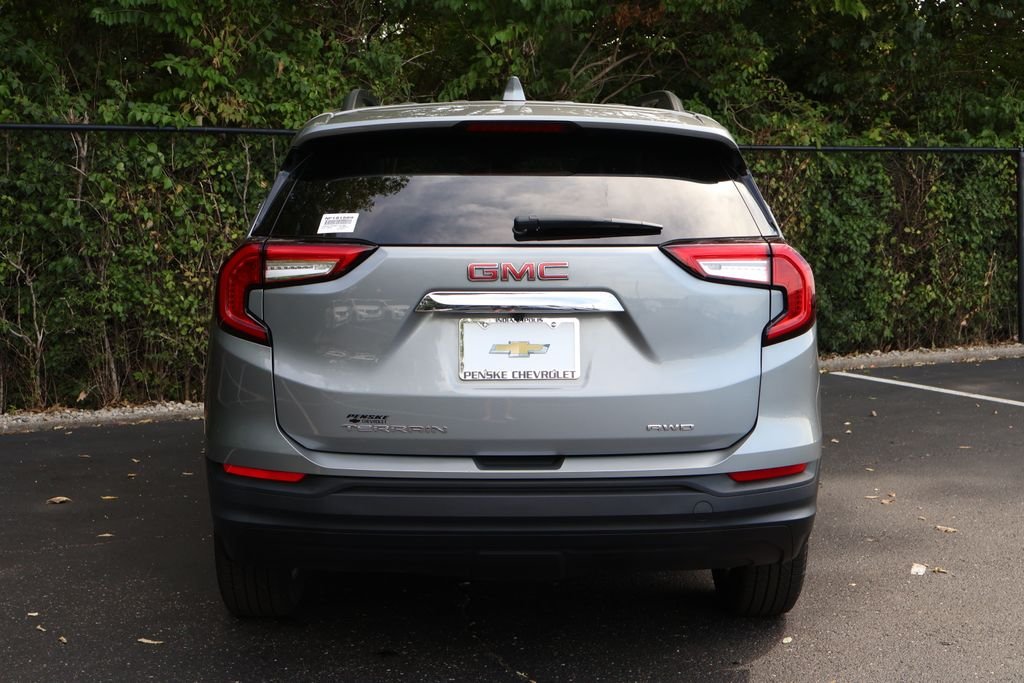 2023 GMC Terrain SLE - Photo 8