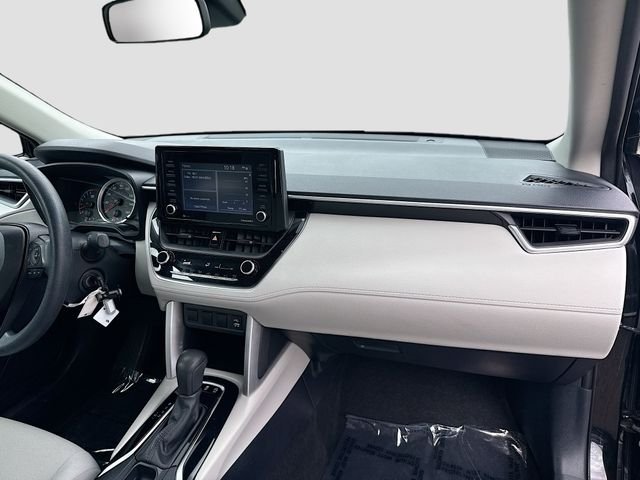 2022 Toyota Corolla Cross L - Photo 27