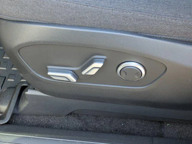 2026 Hyundai IONIQ 9 SE - Photo 22