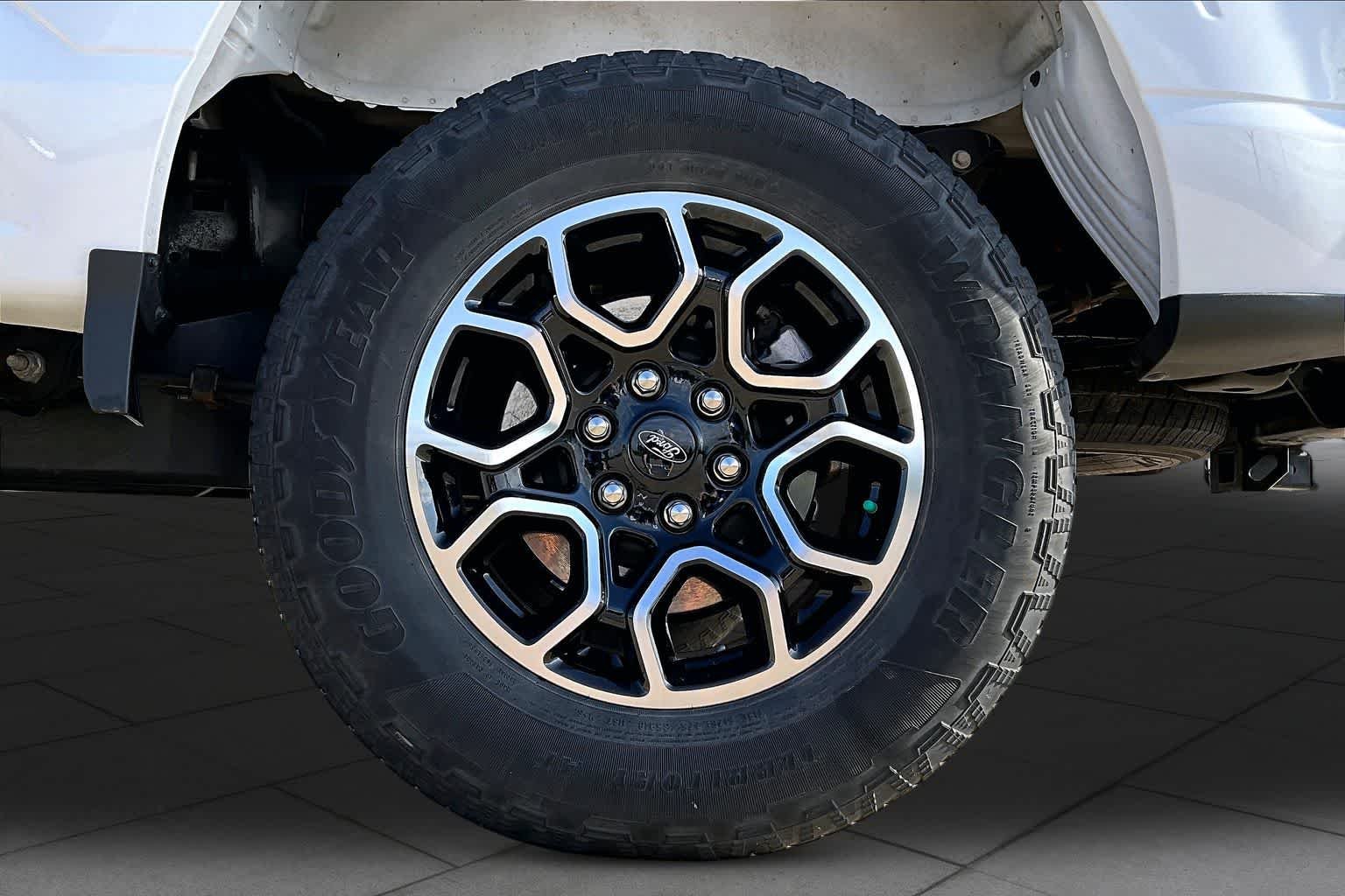 2023 Ford F-150 XLT - Photo 11
