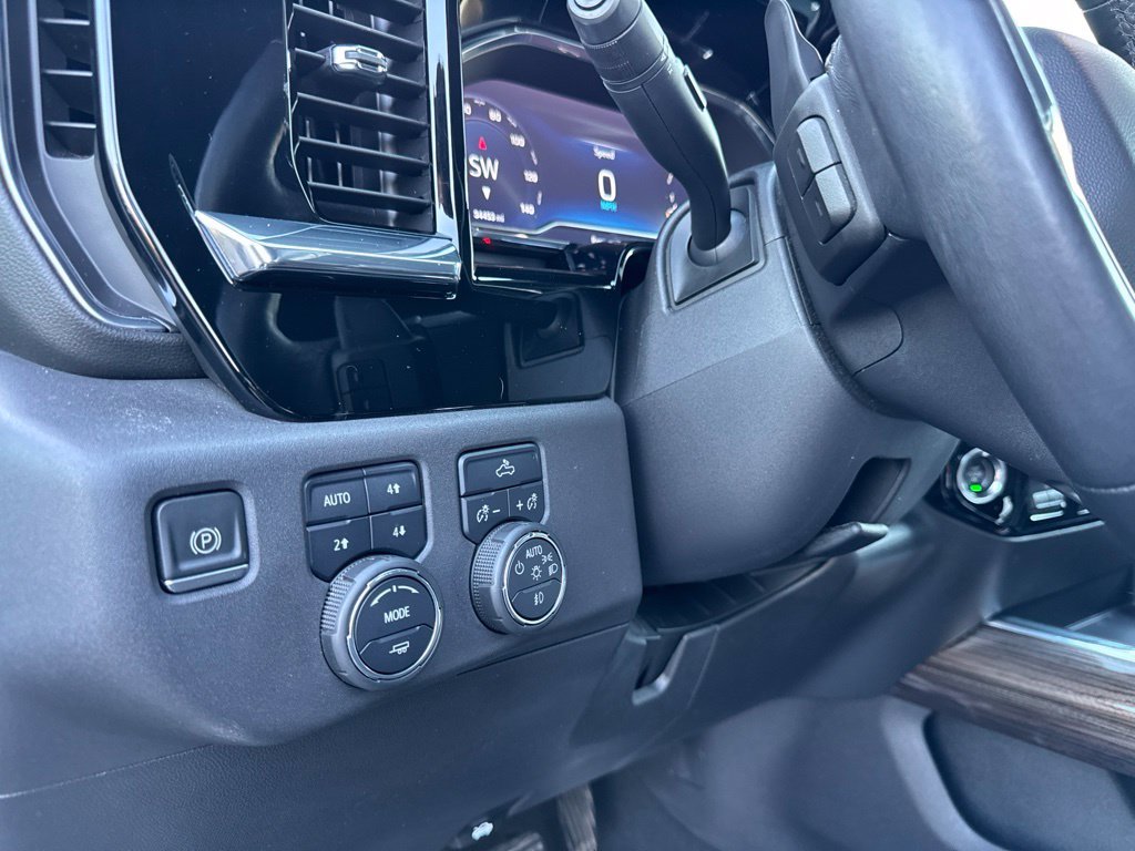 Used 2022 Black Chevrolet LT Trail Boss image 28