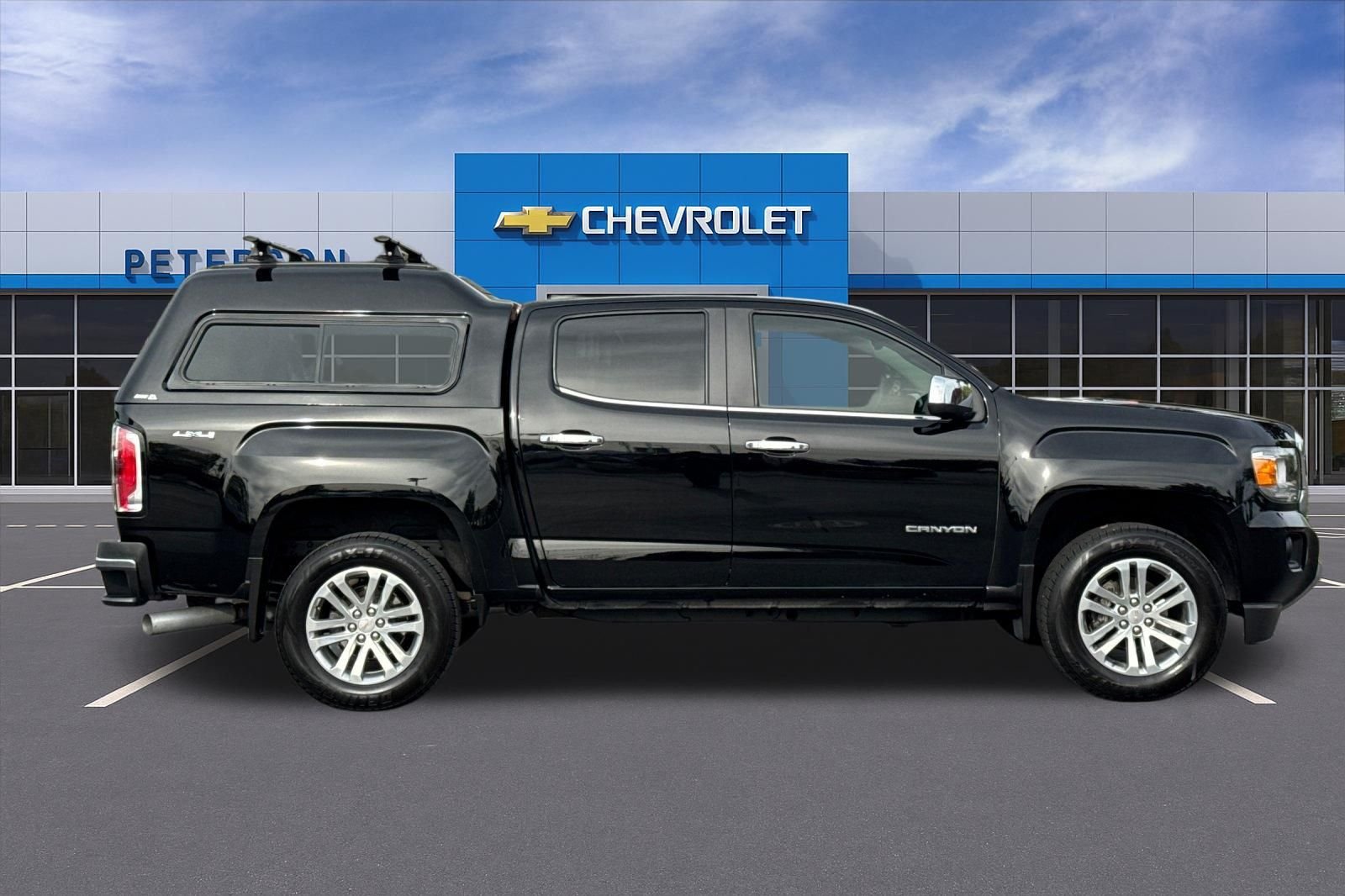 Used 2020 Black GMC SLT image 3