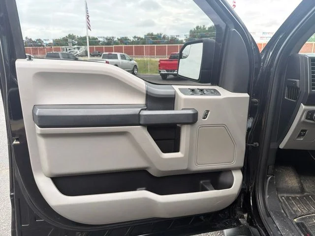 Used 2020 Black Metallic Ford XL image 11