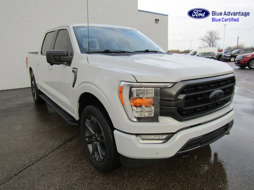 Certified Used 2023 Avalanche Ford XLT image 15