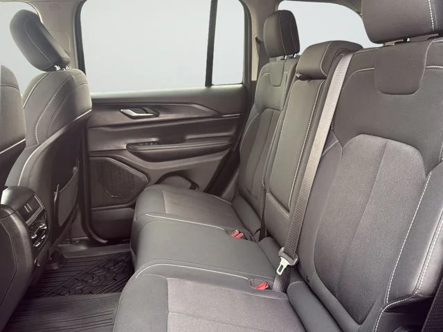 Used 2023 Gray Jeep Laredo image 21