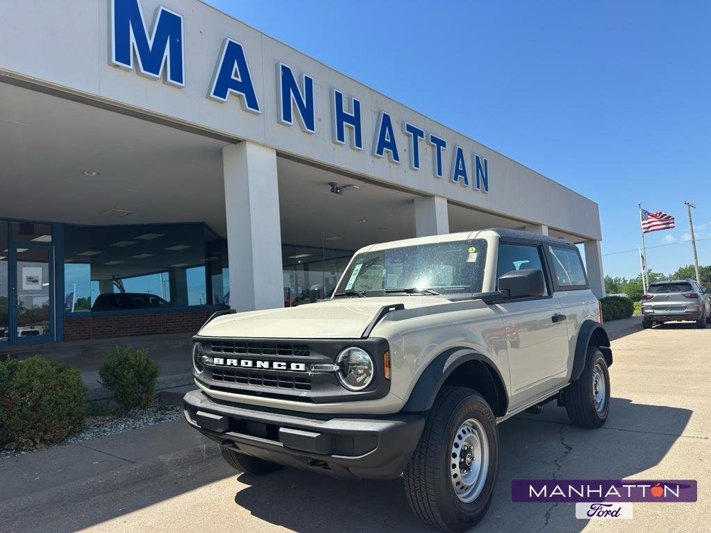 2026 Ford Bronco Base 4x4's photo