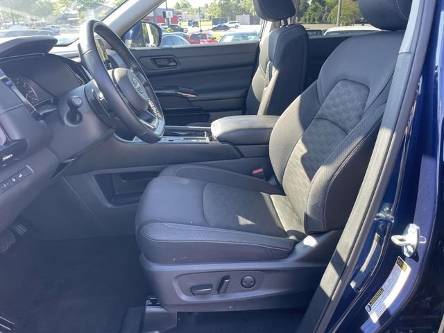 Used 2025 Blue Nissan SV image 25