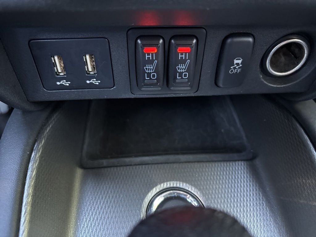 Certified Used 2025 Black Mitsubishi  image 31