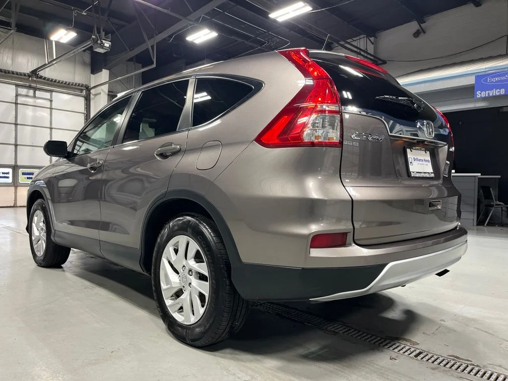 Used 2015 Urban Titanium Metallic Honda EX image 5