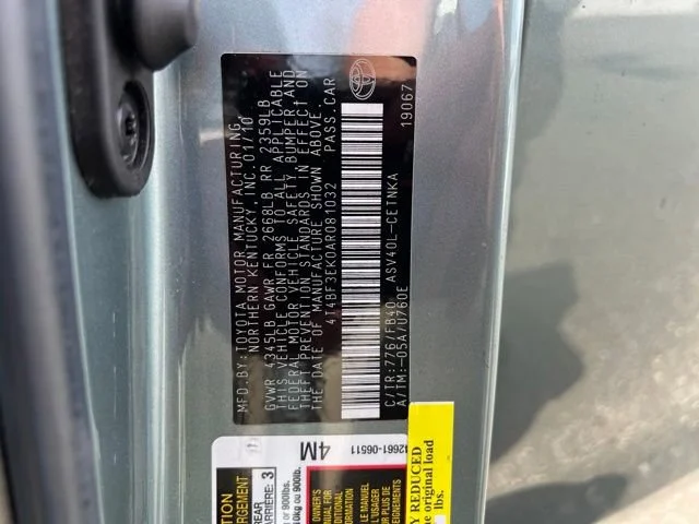 Used 2010  Toyota LE image 11